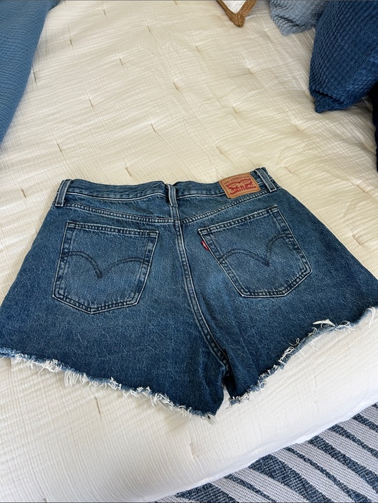 Levi's Pants - Levi’s High waisted Mom shorts.Denim Cutoff Shorts with Frayed Hem